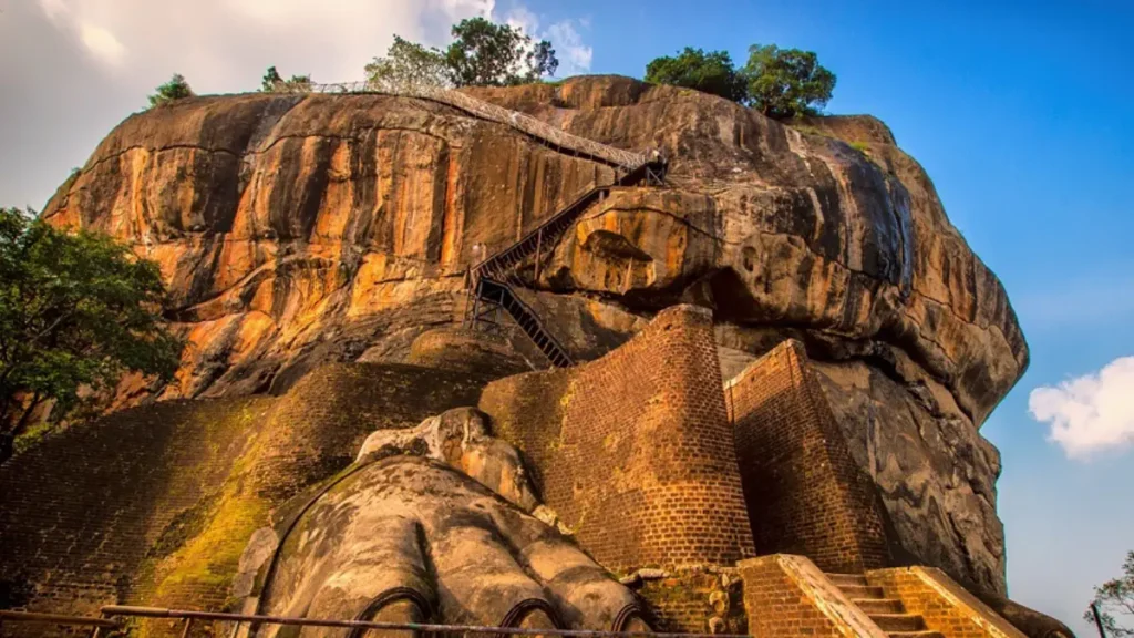 Ultimate Guide to Sigiriya Ultimate Guide to Sigiriya
